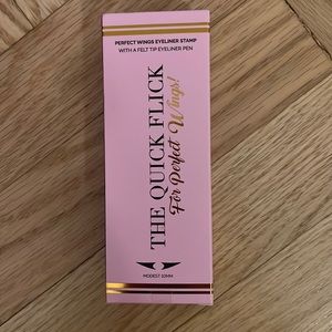 The Quick Flick for perfect wings!